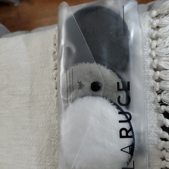 La Ruce Makeup Remover Face Disks - Picture 4 of 4